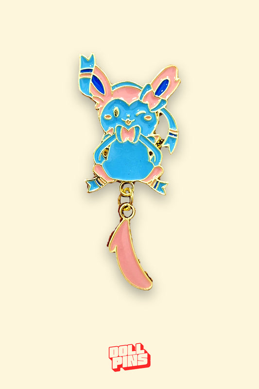 SYLVEON CON COLA COLGANTE
