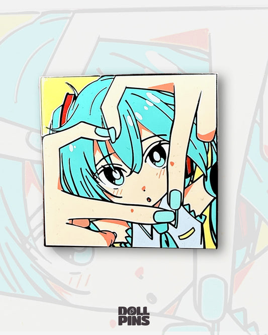 HATSUNE MIKU (HEART HANDS)